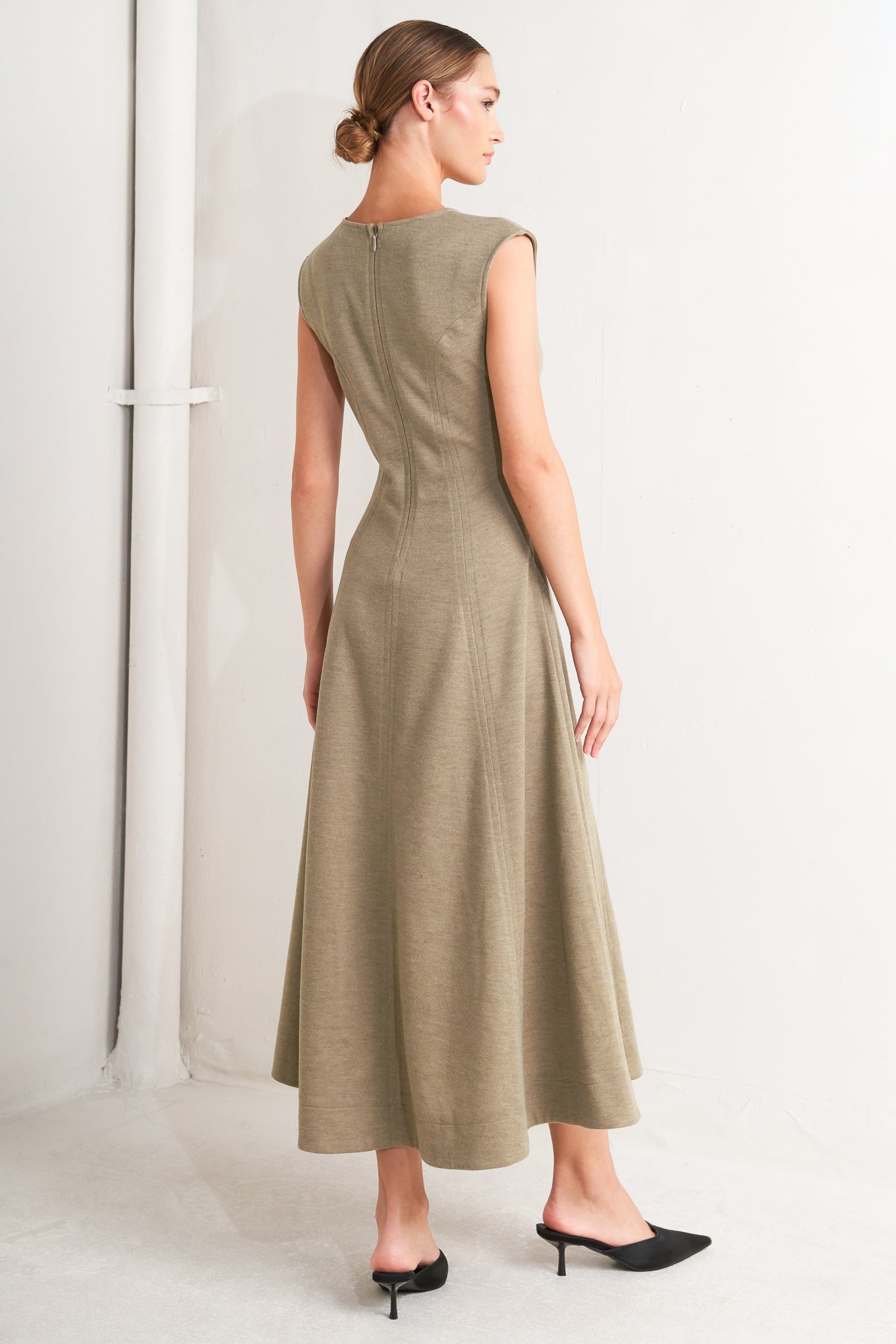 SOPHISTICATED SIMPLICITY WOVEN KNIT MIDI DRESS Flying Tomato